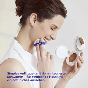 NIVEA Expert Finish Cellular 2in1 Pflege Cushion 01 Hell 10